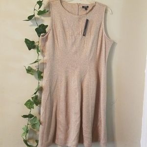 Apt.9 gored fit and flare dress
size XL